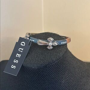 GUESS Silver Cross Design Bracelet Stretch Bangle NWT